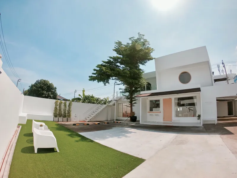 ขายสตูดิโอบ้าน 2 ชั้น ตรงข้ามเซ็นทรัลบางนา