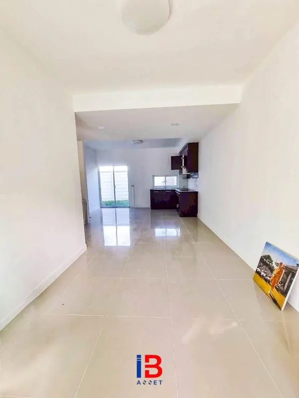 รูปที่2 ต้องการขายบ้านพร้อมที่ดิน ไทรใหญ่ ไทรน้อย ราคา 1,590,000 บาท