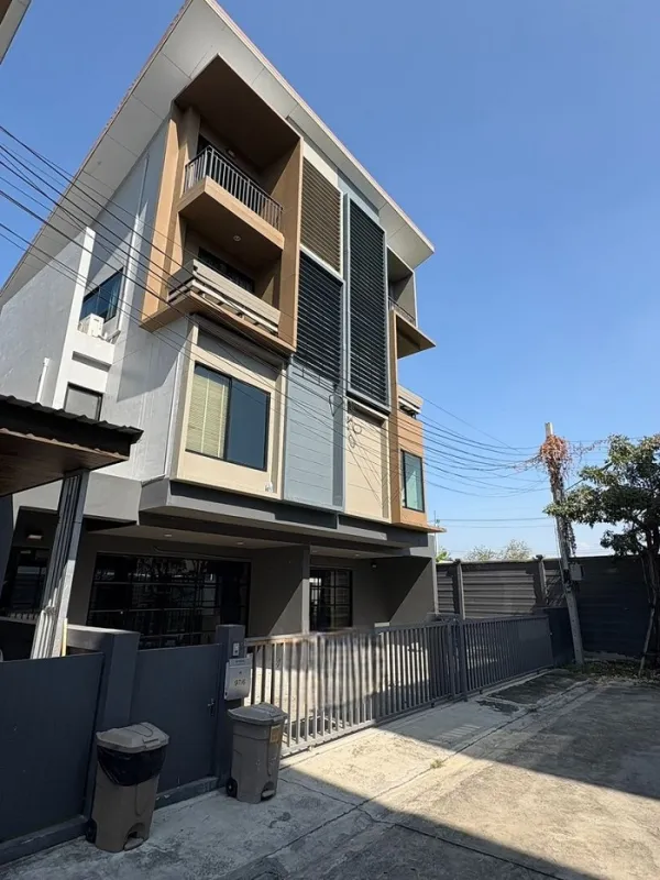 รูปที่2 ต้องการขายบ้านพร้อมที่ดิน บางพลับ ปากเกร็ด ราคา 12,000,000 บาท