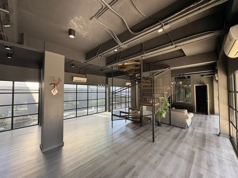 รูปที่5 ต้องการขายบ้านพร้อมที่ดิน บางพลับ ปากเกร็ด ราคา 12,000,000 บาท