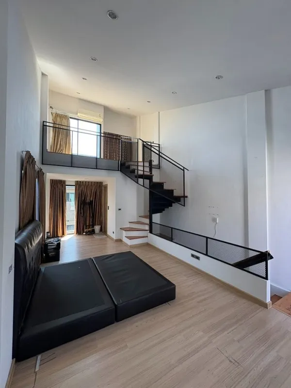 รูปที่7 ต้องการขายบ้านพร้อมที่ดิน บางพลับ ปากเกร็ด ราคา 12,000,000 บาท