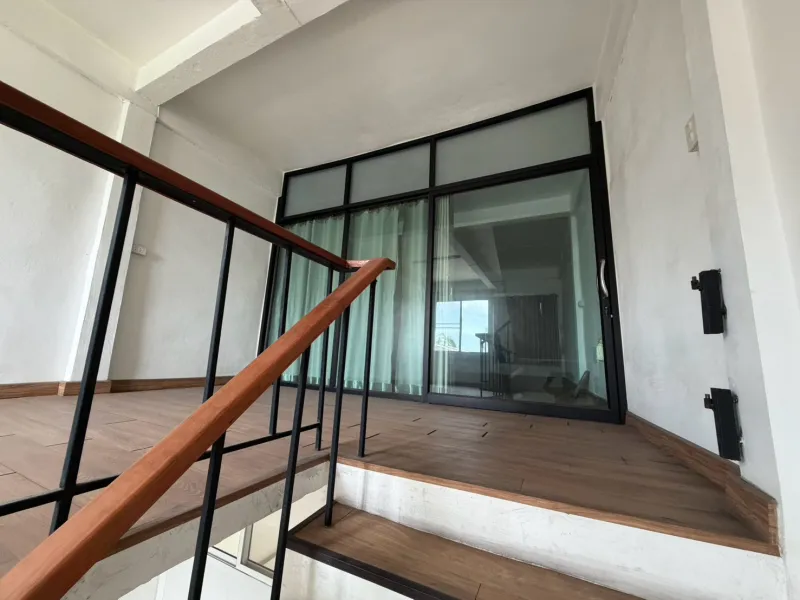 รูปที่6 ต้องการขายอาคารพาณิชย์ บางจาก เขตพระโขนง ราคา 5,500,000 บาท