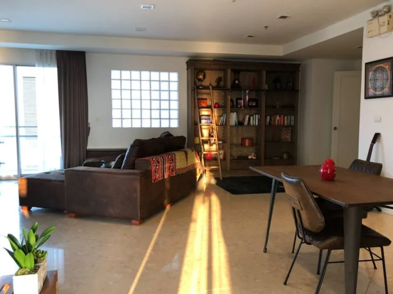 รูปที่7 ให้เช่าคอนโดมิเนียม *คลองเตย เขตพระโขนง ราคา 25,000,000 บาท