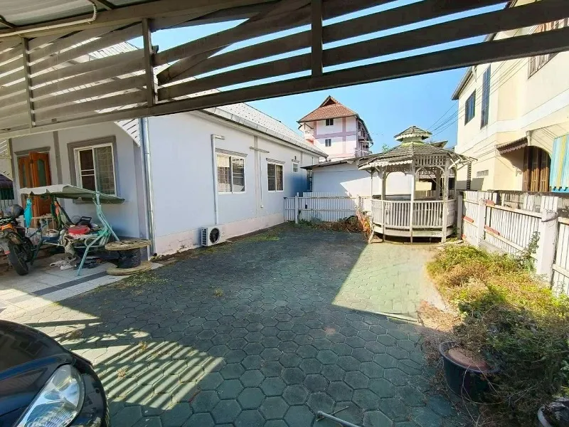 รูปที่7 ต้องการขายบ้านพร้อมที่ดิน ศรีภูมิ เมืองเชียงใหม่ ราคา 20,000,000 บาท