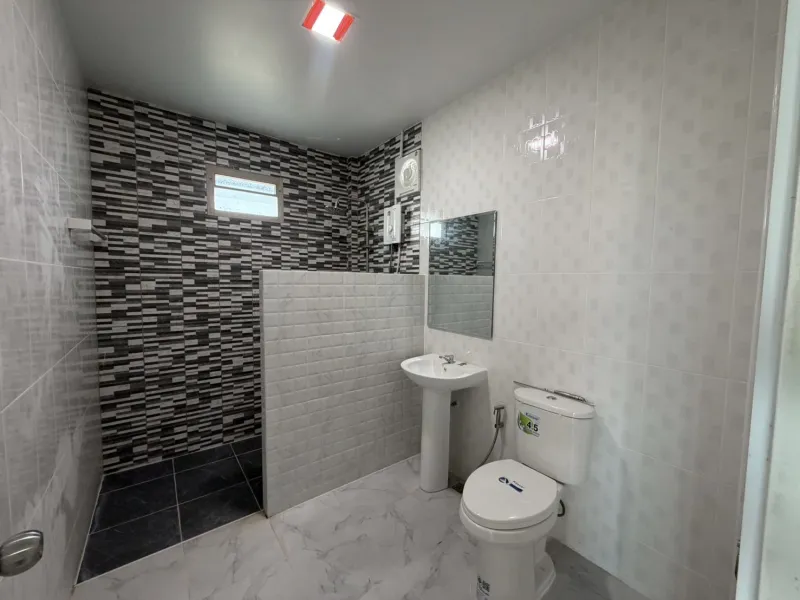 รูปที่7 ต้องการขายบ้านพร้อมที่ดิน หนองหญ้าไซ หนองหญ้าไซ ราคา 2,290,000 บาท