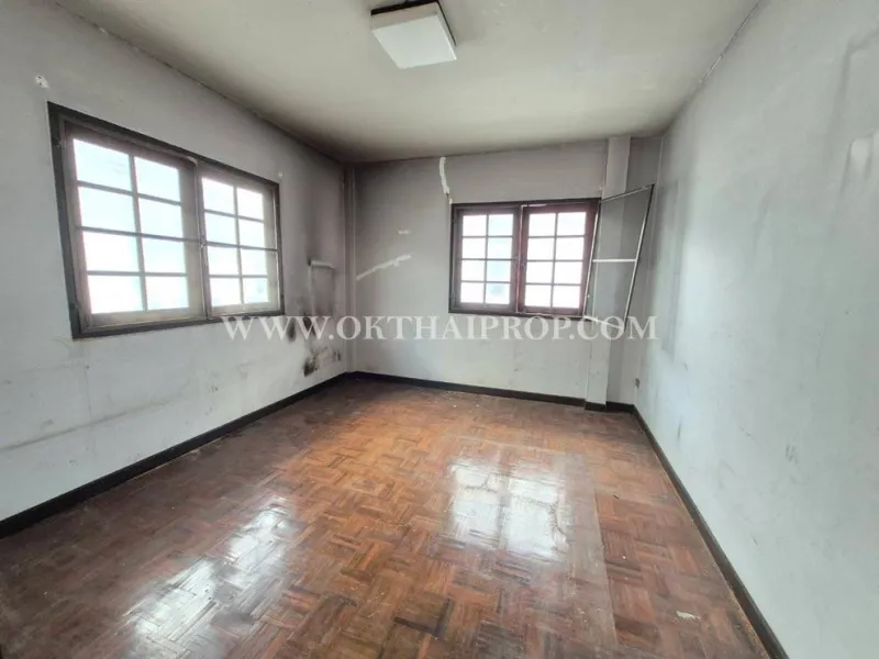 รูปที่8 ต้องการขายบ้านพร้อมที่ดิน บางตลาด ปากเกร็ด ราคา 4,900,000 บาท