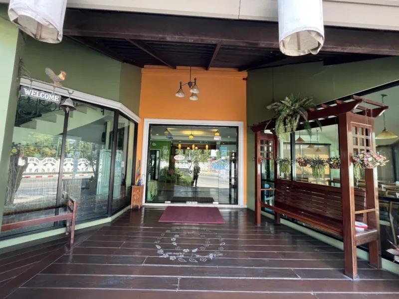 รูปที่2 ต้องการขายบ้านพร้อมที่ดิน บางบอน เขตบางบอน ราคา 15,000,000 บาท