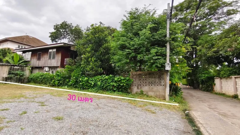 ขายบ้าน 60 ตรว.ถนนลาดพร้าวใกล้รถไฟฟ้าสายสีเหลือง