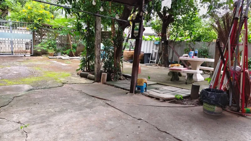 รูปที่2 ต้องการขายบ้านพร้อมที่ดิน จันทรเกษม เขตจตุจักร ราคา 19,000,000 บาท