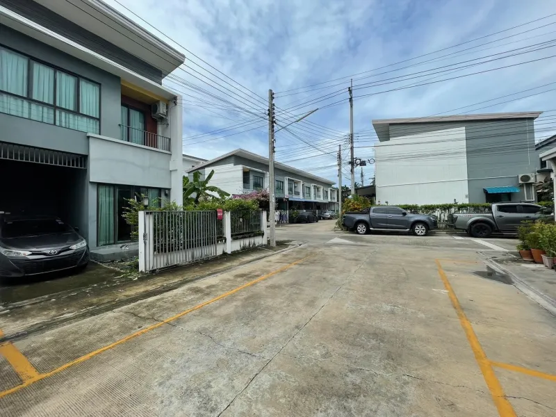 รูปที่3 ต้องการขายบ้านพร้อมที่ดิน หลักสอง เขตบางแค ราคา 3,790,000 บาท