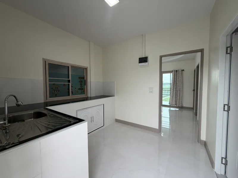 รูปที่7 ต้องการขายบ้านพร้อมที่ดิน หนองราชวัตร หนองหญ้าไซ ราคา 2,290,000 บาท