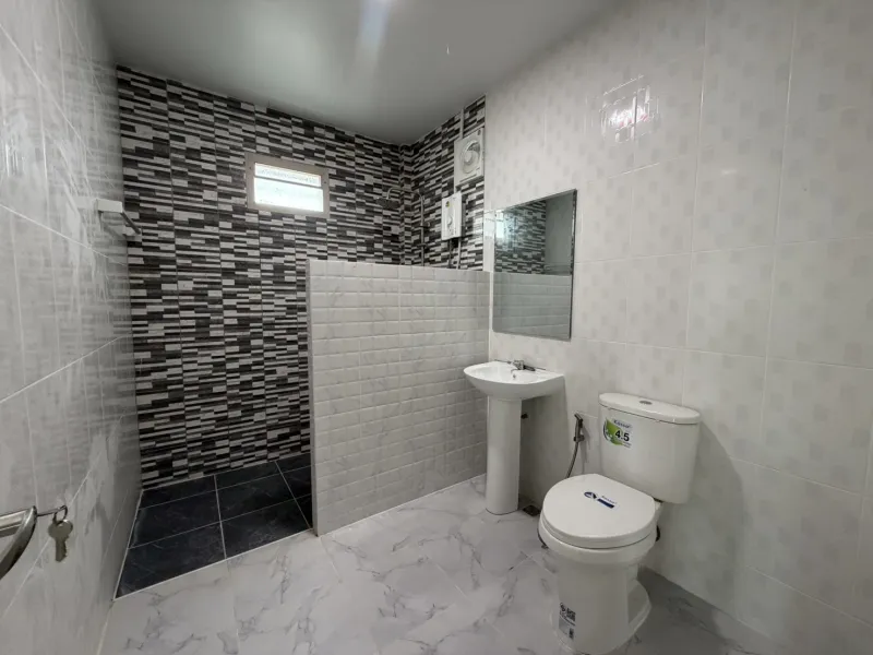 รูปที่8 ต้องการขายบ้านพร้อมที่ดิน หนองราชวัตร หนองหญ้าไซ ราคา 2,290,000 บาท