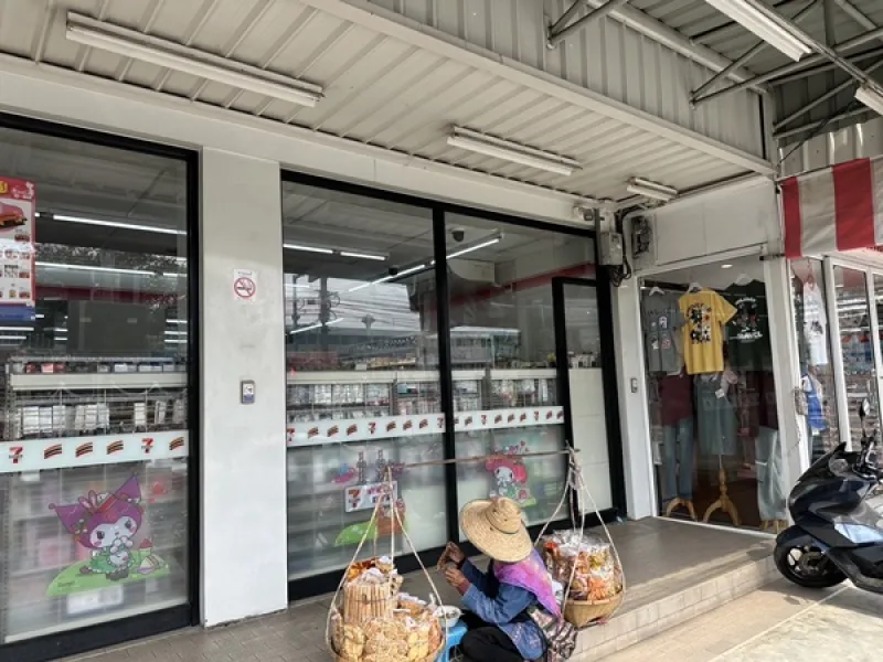 รูปที่6 ต้องการขายอาคารพาณิชย์ สำโรงเหนือ เมืองสมุทรปราการ ราคา 9,000,000 บาท