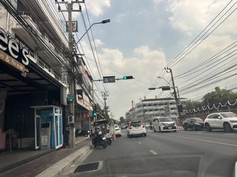 รูปที่4 ต้องการขายอาคารพาณิชย์ สำโรงเหนือ เมืองสมุทรปราการ ราคา 9,000,000 บาท