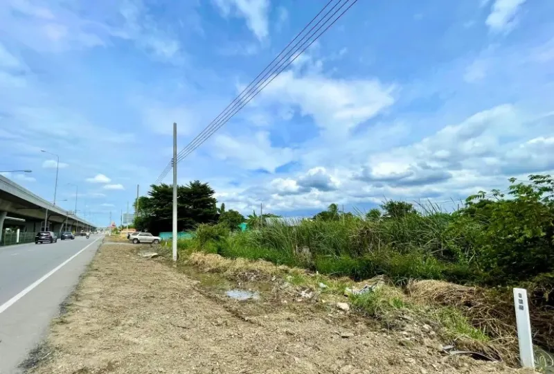 รูปที่7 ต้องการขายบ้านพร้อมที่ดิน เสาธงหิน บางใหญ่ ราคา 36,890,000 บาท