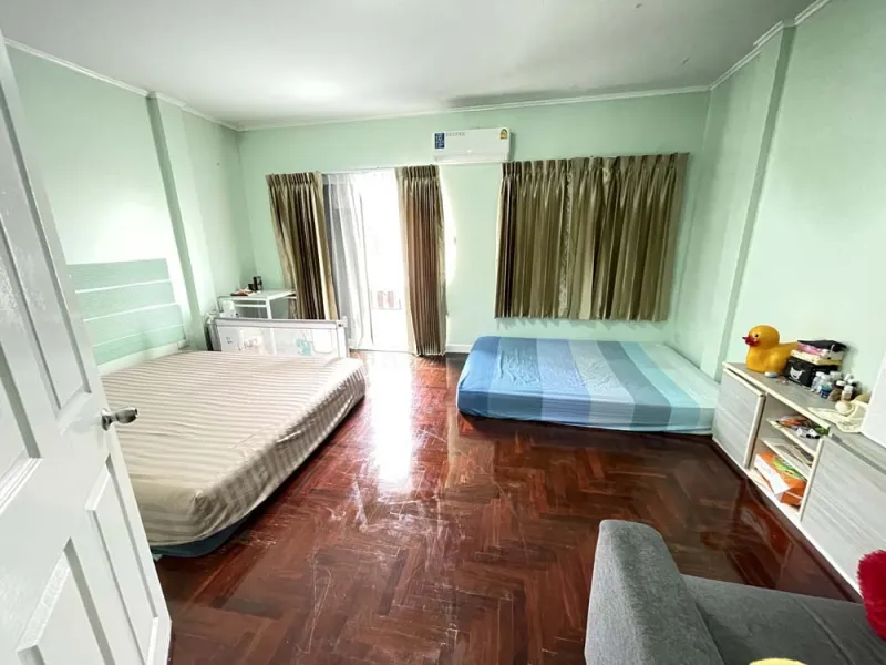 รูปที่5 ต้องการขายบ้านพร้อมที่ดิน ทุ่งสองห้อง เขตหลักสี่ ราคา 3,900,000 บาท
