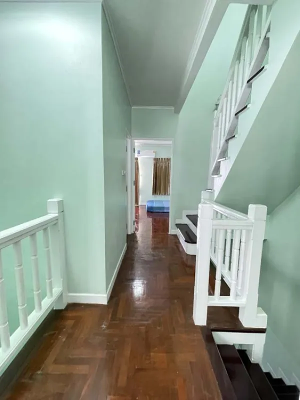 รูปที่8 ต้องการขายบ้านพร้อมที่ดิน ทุ่งสองห้อง เขตหลักสี่ ราคา 3,900,000 บาท