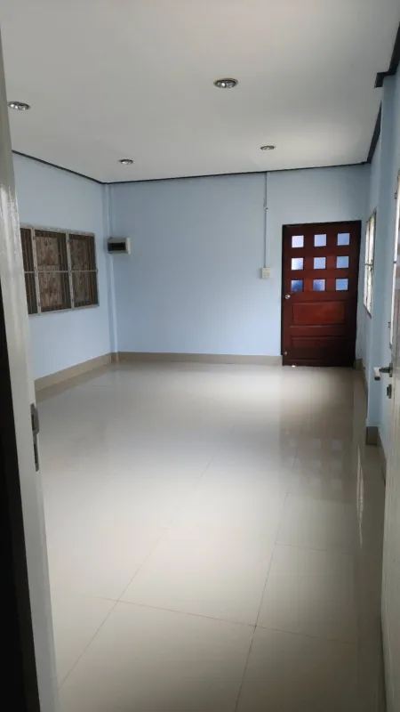 รูปที่7 ต้องการขายบ้านพร้อมที่ดิน ออเงิน เขตสายไหม ราคา 950,000 บาท