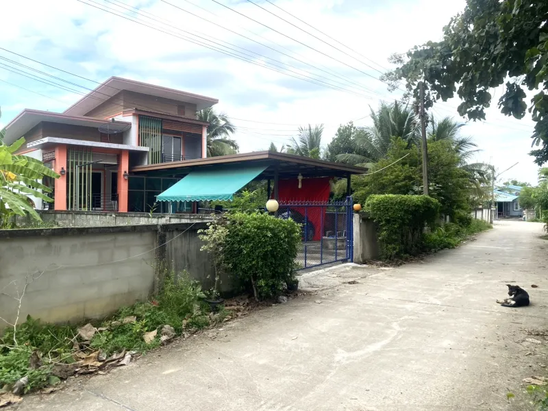 รูปที่8 ต้องการขายบ้านพร้อมที่ดิน บ้านต๋อม เมืองพะเยา ราคา 1,750,000 บาท