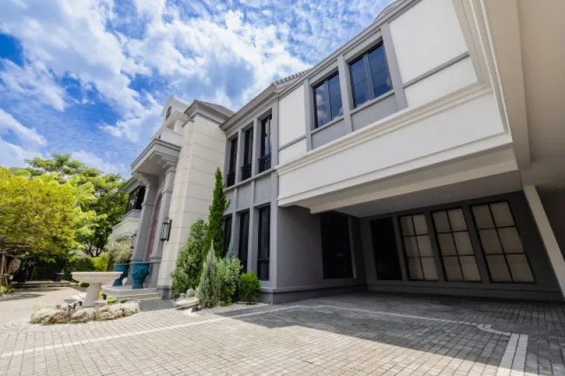 รูปที่4 ต้องการขายบ้านพร้อมที่ดิน ท่าแร้ง เขตบางเขน ราคา 99,000,000 บาท