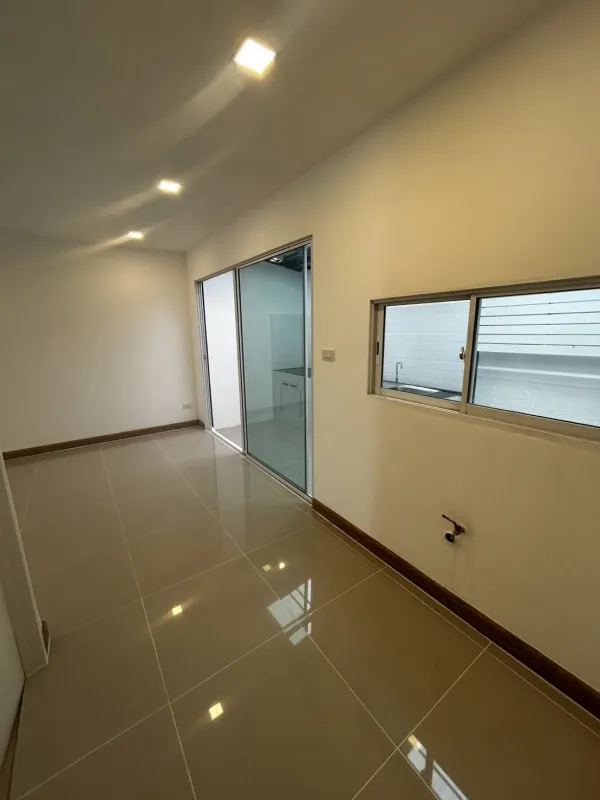 รูปที่8 ต้องการขายบ้านพร้อมที่ดิน กระทุ่มล้ม สามพราน ราคา 1,990,000 บาท