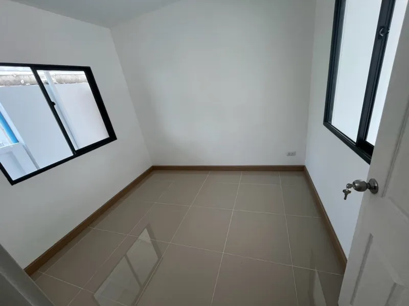 รูปที่7 ต้องการขายบ้านพร้อมที่ดิน บางใหญ่ บางใหญ่ ราคา 3,990,000 บาท