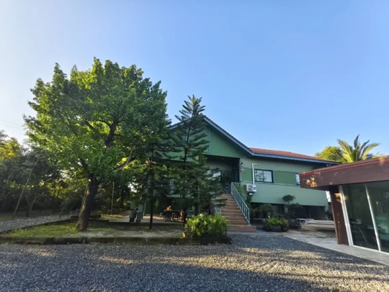 รูปที่2 ต้องการขายบ้านพร้อมที่ดิน บึงกาสาม หนองเสือ ราคา 8,700,000 บาท