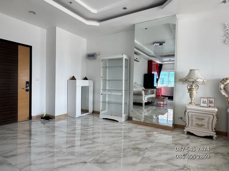 รูปที่3 ต้องการขายคอนโดมิเนียม บางกะปิ เขตห้วยขวาง ราคา 5,500,000 บาท