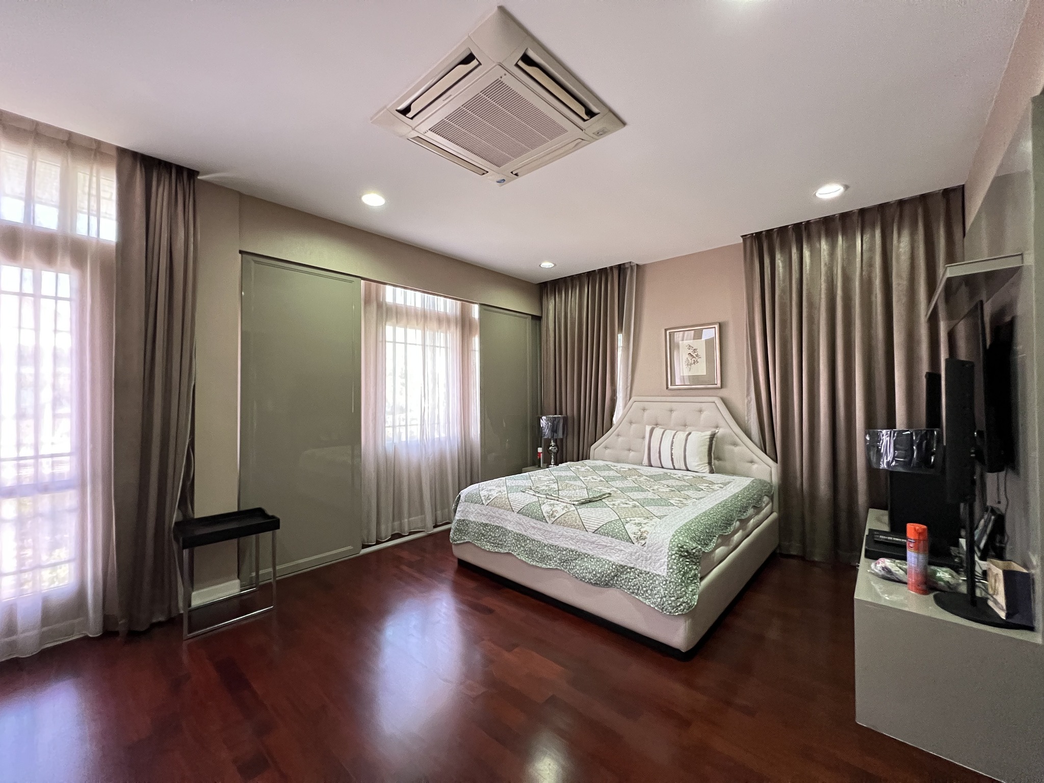 รูปที่7 ต้องการขายบ้านพร้อมที่ดิน บางตะไนย์ ปากเกร็ด ราคา 18,900,000 บาท