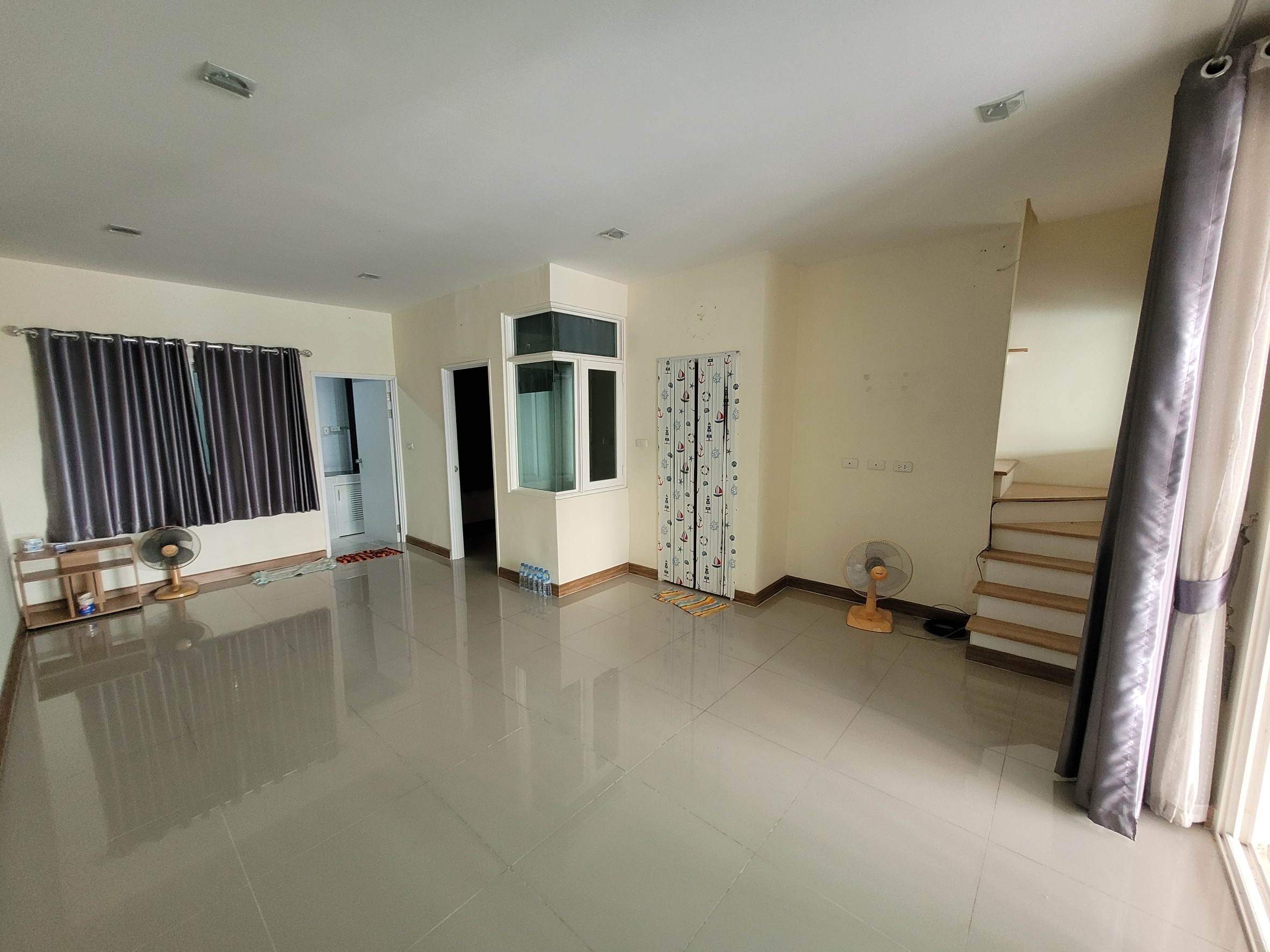 รูปที่4 ต้องการขายบ้านพร้อมที่ดิน พันท้ายนรสิงห์ เมืองสมุทรสาคร ราคา 2,790,000 บาท