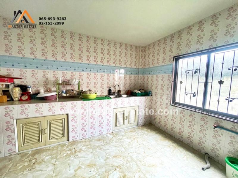 รูปที่5 ต้องการขายอาคารพาณิชย์ ตะพง เมืองระยอง ราคา 2,990,000 บาท