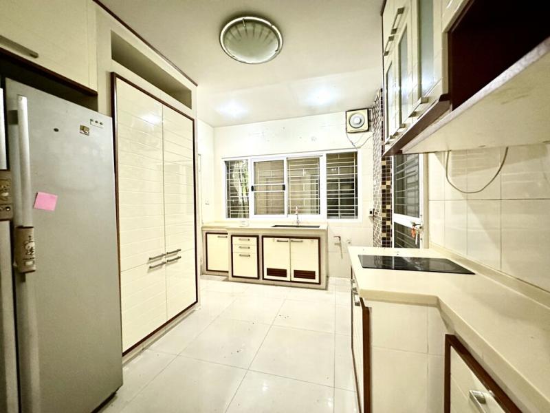 รูปที่3 ต้องการขายบ้านพร้อมที่ดิน บางแม่นาง บางใหญ่ ราคา 9,800,000 บาท
