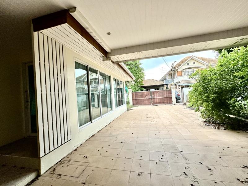 รูปที่6 ต้องการขายบ้านพร้อมที่ดิน บางแม่นาง บางใหญ่ ราคา 9,800,000 บาท