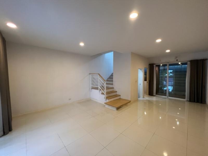 รูปที่3 ต้องการขายบ้านพร้อมที่ดิน สวนใหญ่ เมืองนนทบุรี ราคา 4,899,000 บาท