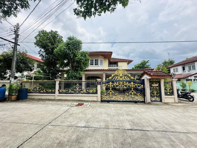 ขายบ้านเดี่ยว หลังมุม หมู่บ้านทองสถิตย์วิลล่า รามอินทรา 34 แยก 20 (ซอยอยู่เย็น) ใกล้ตลาดเลียบด่วนรามอินทรา