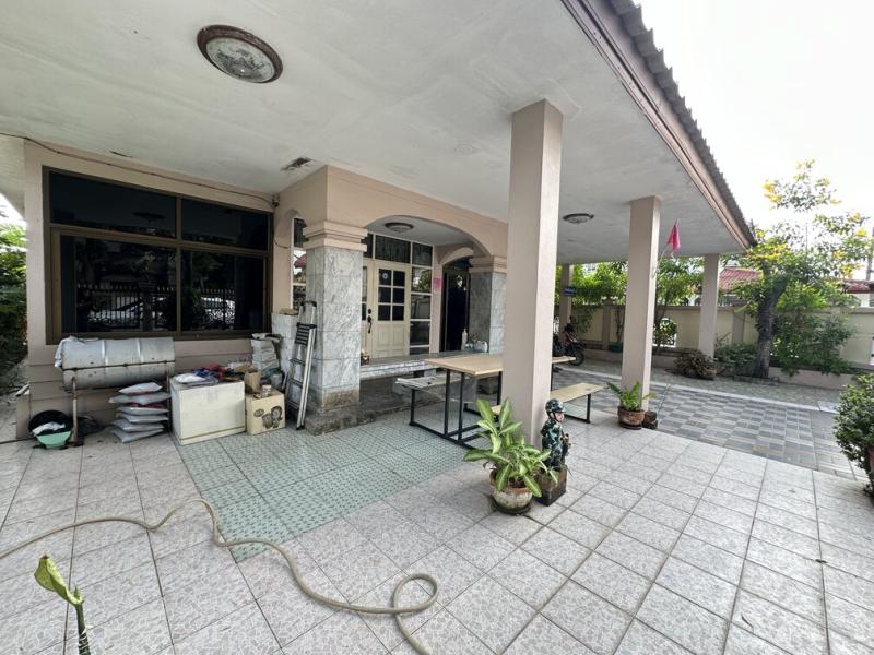 รูปที่8 ต้องการขายบ้านพร้อมที่ดิน จรเข้บัว เขตลาดพร้าว ราคา 6,900,000 บาท