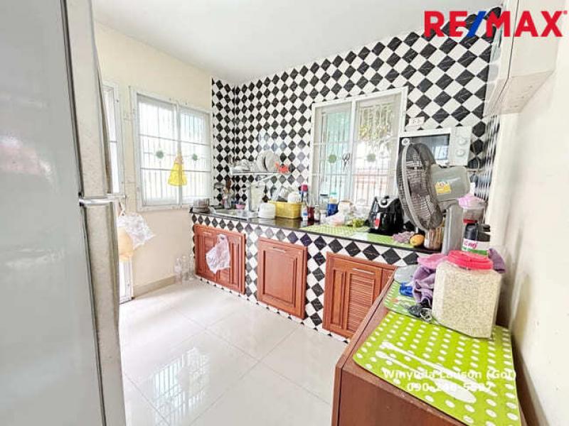 รูปที่6 ต้องการขายบ้านพร้อมที่ดิน บางแม่นาง บางใหญ่ ราคา 3,290,000 บาท