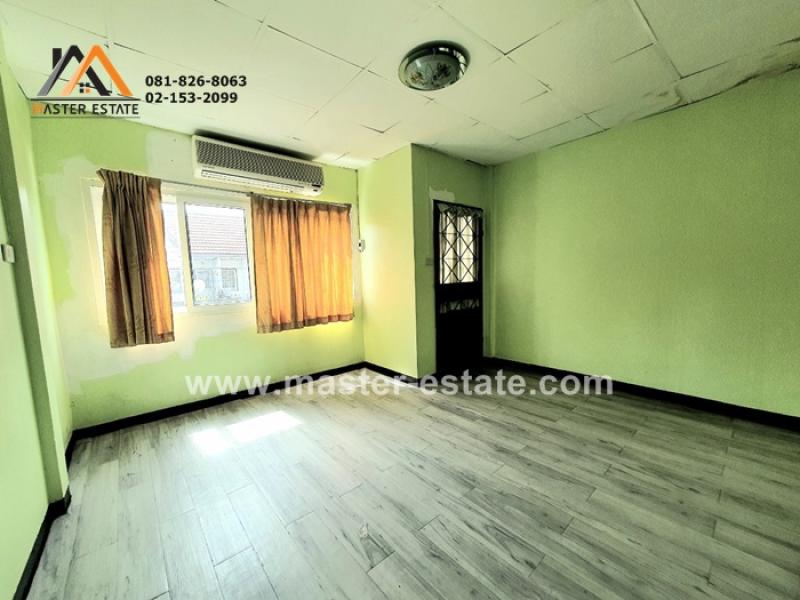 รูปที่3 ต้องการขายทาวน์โฮม บางกระสอ เมืองนนทบุรี ราคา 1,800,000 บาท