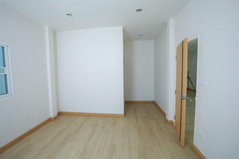 รูปที่4 ต้องการขายบ้านพร้อมที่ดิน เชิงเนิน เมืองระยอง ราคา 2,490,000 บาท