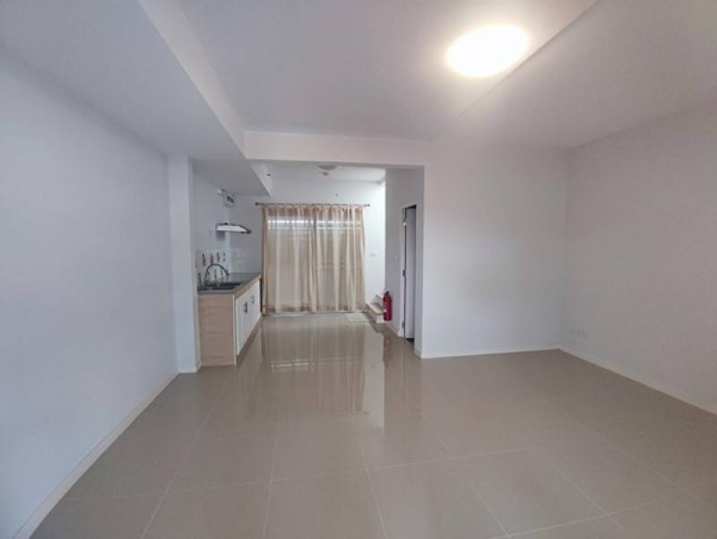 รูปที่2 ต้องการขายทาวน์โฮม บางบ่อ บางบ่อ ราคา 2,750,000 บาท
