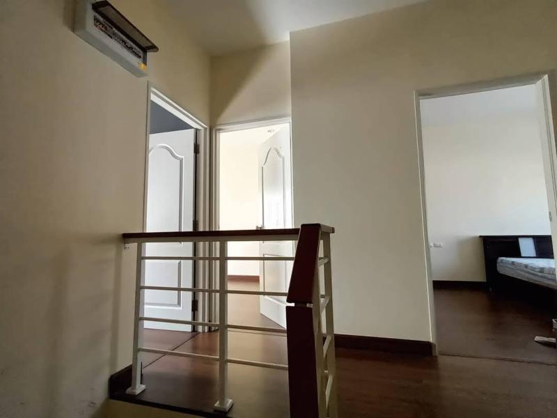 รูปที่5 ต้องการขายบ้านพร้อมที่ดิน บึงยี่โถ ธัญบุรี ราคา 2,600,000 บาท