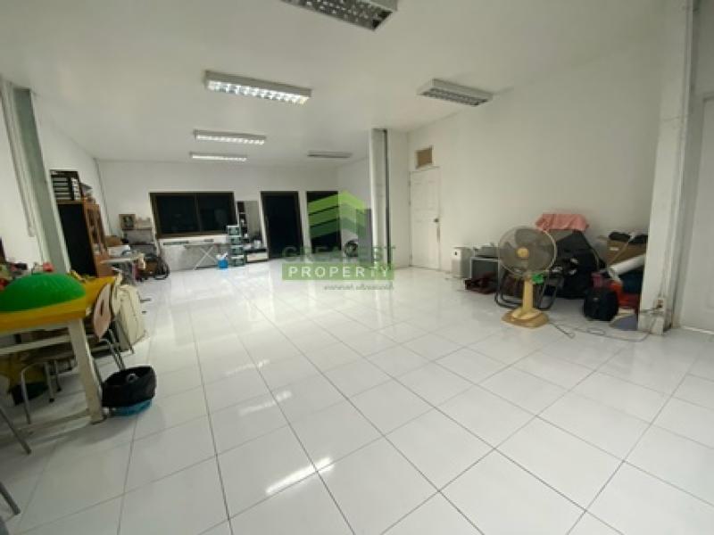 รูปที่4 ต้องการขายบ้านพร้อมที่ดิน ทรายกองดินใต้ เขตคลองสามวา ราคา 17,000,000 บาท