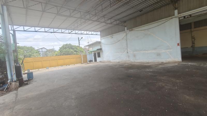 รูปที่4 ต้องการขายบ้านพร้อมที่ดิน คลองสอง คลองหลวง ราคา 15,000,000 บาท