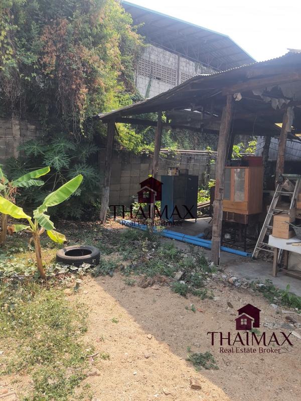 รูปที่2 ต้องการขายที่ดินเปล่า พระสิงห์ เมืองเชียงใหม่ ราคา 18,000,000 บาท