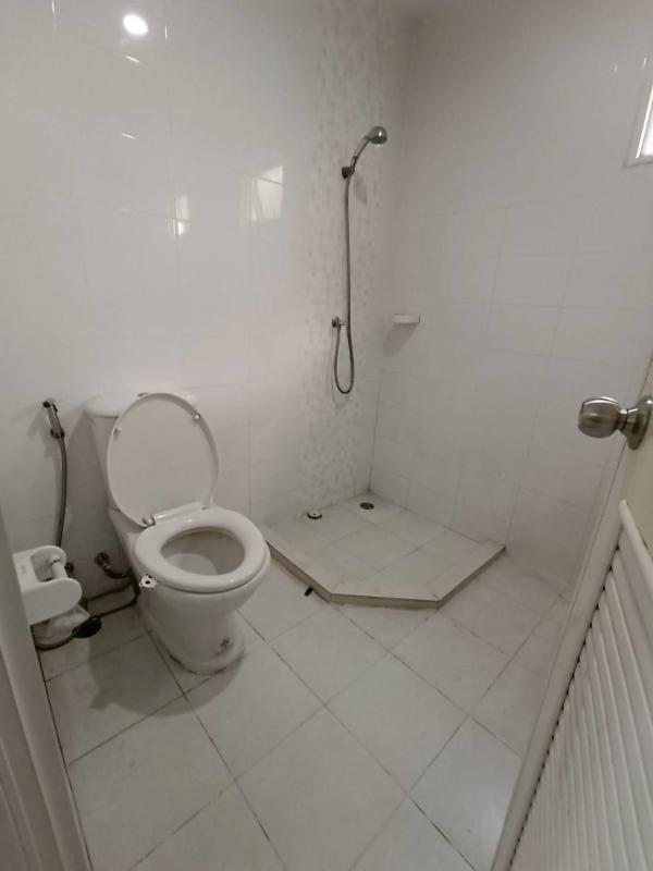 รูปที่5 ต้องการขายบ้านพร้อมที่ดิน ประชาธิปัตย์ ธัญบุรี ราคา 3,600,000 บาท
