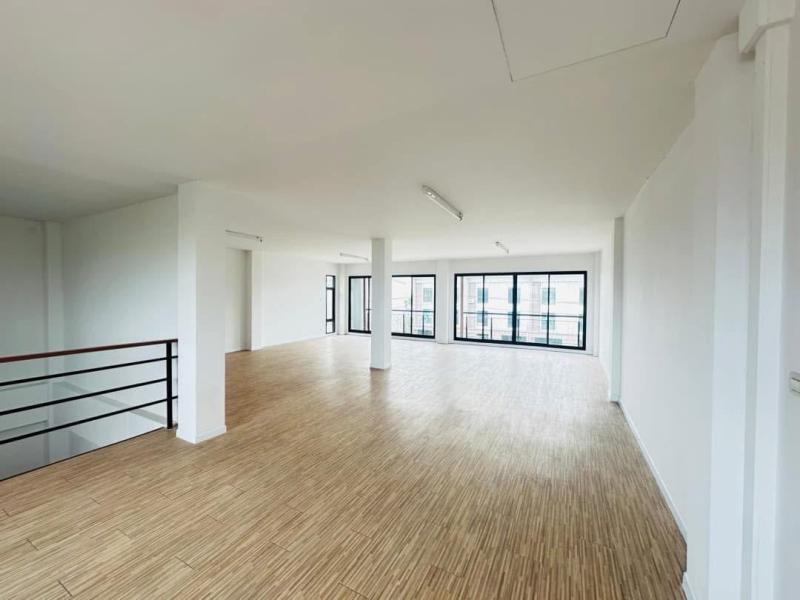 รูปที่6 ต้องการขายบ้านพร้อมที่ดิน ประชาธิปัตย์ ธัญบุรี ราคา 12,400,000 บาท