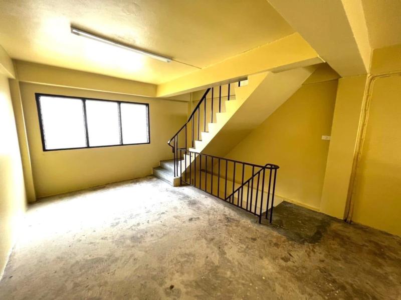 รูปที่3 ต้องการขายบ้านพร้อมที่ดิน รังสิต ธัญบุรี ราคา 1,550,000 บาท