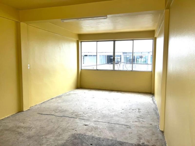 รูปที่5 ต้องการขายบ้านพร้อมที่ดิน รังสิต ธัญบุรี ราคา 1,550,000 บาท