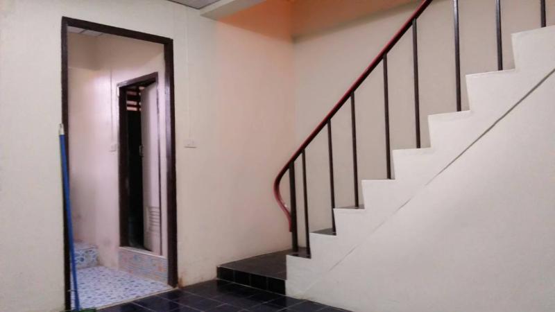 รูปที่4 ต้องการขายบ้านพร้อมที่ดิน ทุ่งสุขลา ศรีราชา ราคา 1,350,000 บาท