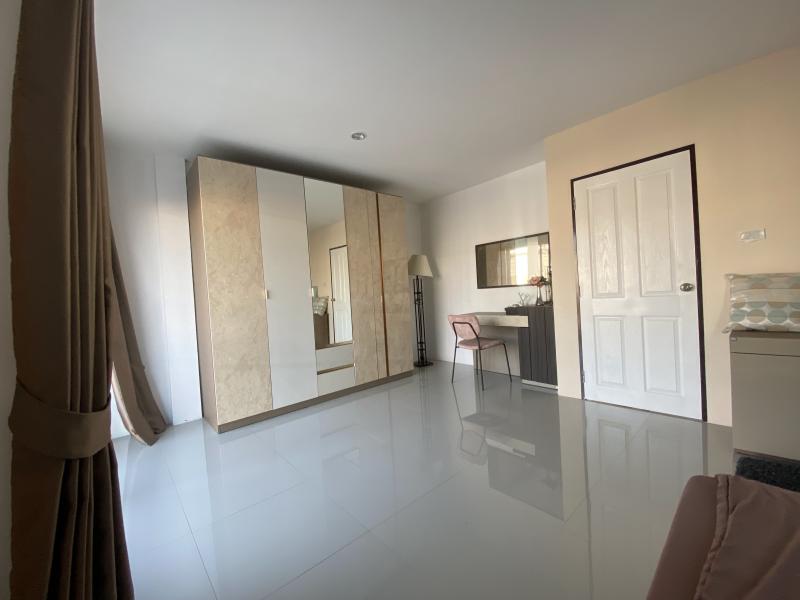 รูปที่5 ให้เช่าบ้านพร้อมที่ดิน สุรศักดิ์ ศรีราชา ราคา 2,000,000 บาท